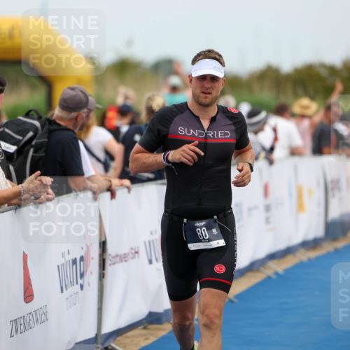 22.06.2025 - Viking Triathlon Michael Strokosch http://msf.ph/oto/8068211 22.06.2025 15:07:27 Ziel 80 meine-sportfotos.de