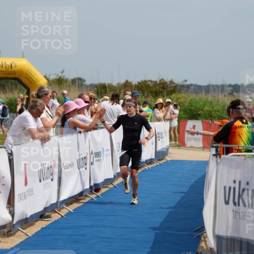 22.06.2025 - Viking Triathlon Michael Strokosch http://msf.ph/oto/8068221 22.06.2025 14:21:28 Ziel 10 meine-sportfotos.de