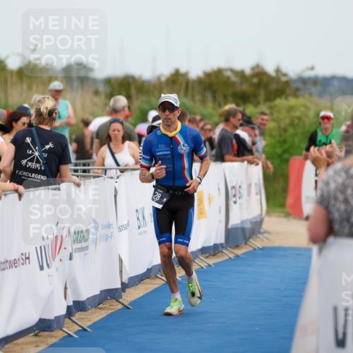 22.06.2025 - Viking Triathlon Michael Strokosch http://msf.ph/oto/8068240 22.06.2025 15:07:32 Ziel 28, 80 meine-sportfotos.de