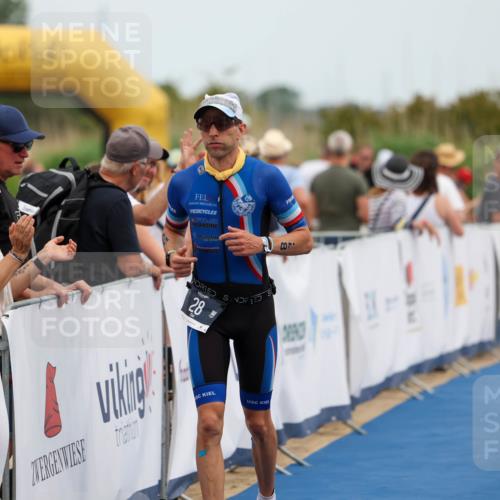 22.06.2025 - Viking Triathlon Michael Strokosch http://msf.ph/oto/8068259 22.06.2025 15:07:35 Ziel 28, 113 meine-sportfotos.de