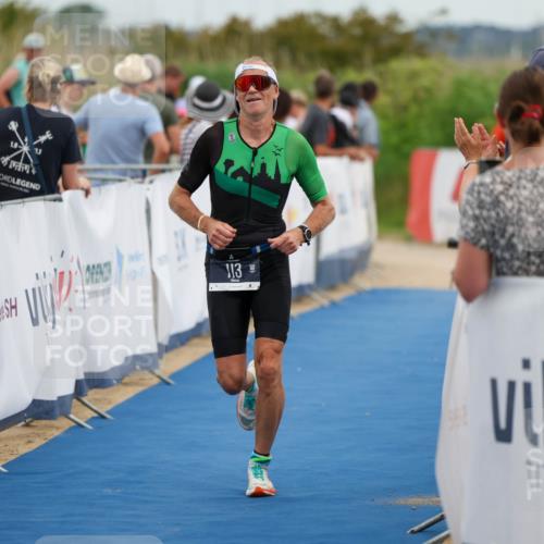 22.06.2025 - Viking Triathlon Michael Strokosch http://msf.ph/oto/8068274 22.06.2025 15:07:37 Ziel 28, 113 meine-sportfotos.de
