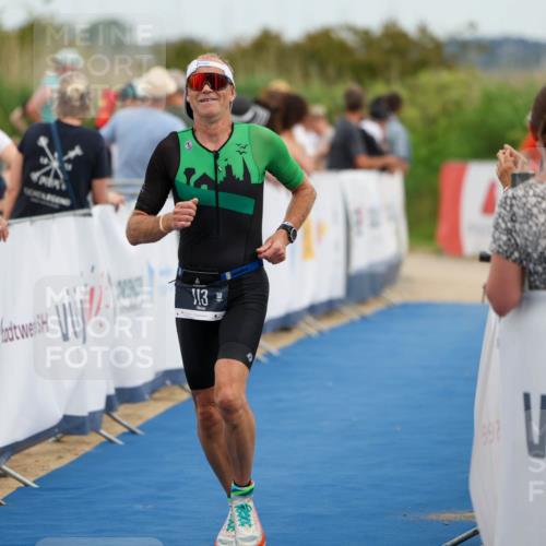 22.06.2025 - Viking Triathlon Michael Strokosch http://msf.ph/oto/8068281 22.06.2025 15:07:38 Ziel 28, 113 meine-sportfotos.de