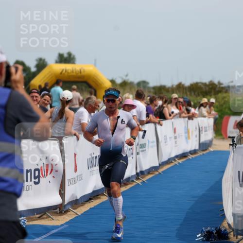 22.06.2025 - Viking Triathlon Michael Strokosch http://msf.ph/oto/8068291 22.06.2025 14:23:31 Ziel 6 meine-sportfotos.de
