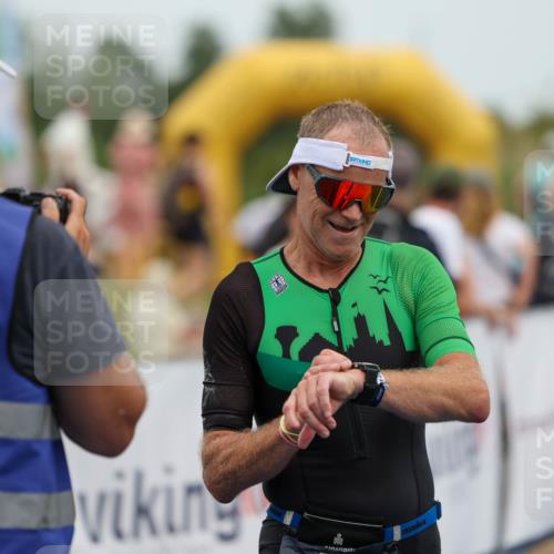 22.06.2025 - Viking Triathlon Michael Strokosch http://msf.ph/oto/8068316 22.06.2025 15:07:41 Ziel 28, 113 meine-sportfotos.de