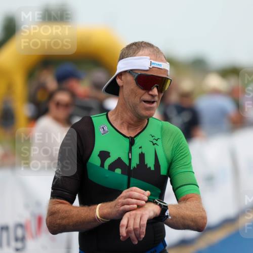 22.06.2025 - Viking Triathlon Michael Strokosch http://msf.ph/oto/8068323 22.06.2025 15:07:42 Ziel 28, 113 meine-sportfotos.de