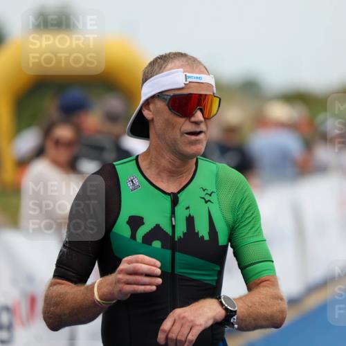 22.06.2025 - Viking Triathlon Michael Strokosch http://msf.ph/oto/8068325 22.06.2025 15:07:42 Ziel 28, 113 meine-sportfotos.de