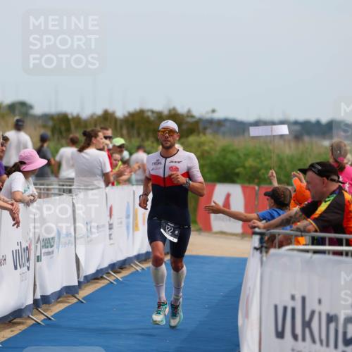 22.06.2025 - Viking Triathlon Michael Strokosch http://msf.ph/oto/8068403 22.06.2025 14:26:22 Ziel 122 meine-sportfotos.de