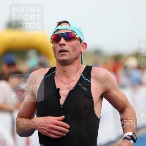 22.06.2025 - Viking Triathlon Michael Strokosch http://msf.ph/oto/8068420 22.06.2025 15:08:25 Ziel 265, 411 meine-sportfotos.de