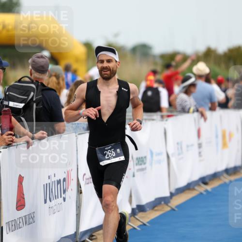 22.06.2025 - Viking Triathlon Michael Strokosch http://msf.ph/oto/8068431 22.06.2025 15:08:28 Ziel 265, 411 meine-sportfotos.de
