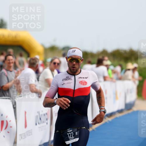 22.06.2025 - Viking Triathlon Michael Strokosch http://msf.ph/oto/8068432 22.06.2025 14:26:24 Ziel 122 meine-sportfotos.de