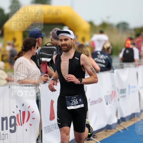22.06.2025 - Viking Triathlon Michael Strokosch http://msf.ph/oto/8068437 22.06.2025 15:08:28 Ziel 265, 411 meine-sportfotos.de