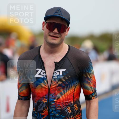 22.06.2025 - Viking Triathlon Michael Strokosch http://msf.ph/oto/8068506 22.06.2025 15:08:41 Ziel 355 meine-sportfotos.de