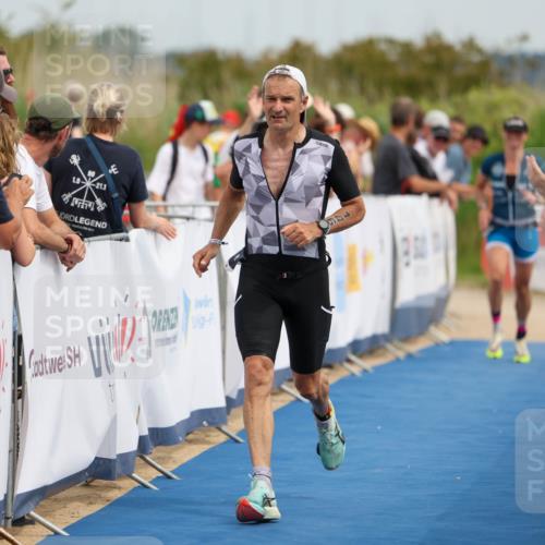 22.06.2025 - Viking Triathlon Michael Strokosch http://msf.ph/oto/8068522 22.06.2025 15:09:09 Ziel 17 meine-sportfotos.de