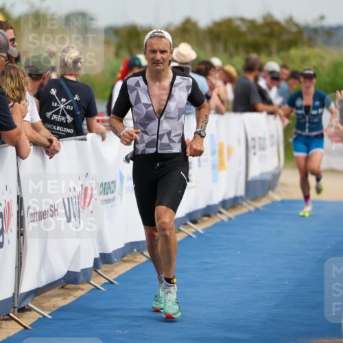 22.06.2025 - Viking Triathlon Michael Strokosch http://msf.ph/oto/8068524 22.06.2025 15:09:10 Ziel 17 meine-sportfotos.de