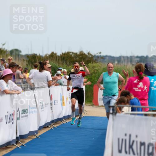 22.06.2025 - Viking Triathlon Michael Strokosch http://msf.ph/oto/8068525 22.06.2025 14:27:21 Ziel 652 meine-sportfotos.de