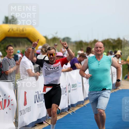22.06.2025 - Viking Triathlon Michael Strokosch http://msf.ph/oto/8068551 22.06.2025 14:27:24 Ziel 652 meine-sportfotos.de