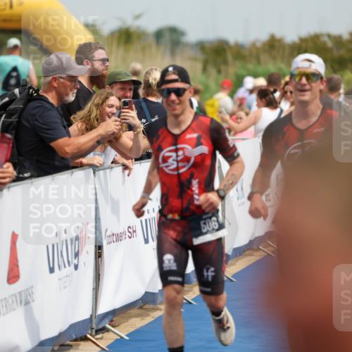 22.06.2025 - Viking Triathlon Michael Strokosch http://msf.ph/oto/8068601 22.06.2025 15:09:42 Ziel 428, 506 meine-sportfotos.de