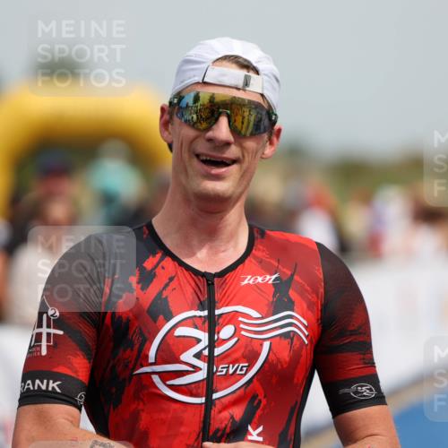 22.06.2025 - Viking Triathlon Michael Strokosch http://msf.ph/oto/8068629 22.06.2025 15:09:45 Ziel 428, 506 meine-sportfotos.de