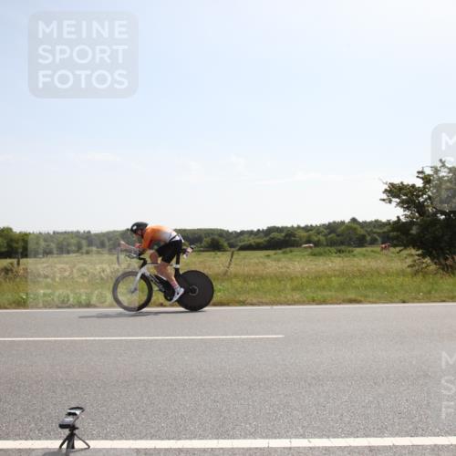 22.06.2025 - Viking Triathlon Yannick Fuchs http://msf.ph/oto/8068654 22.06.2025 11:29:01 Radfahren 33, 251, 614 meine-sportfotos.de