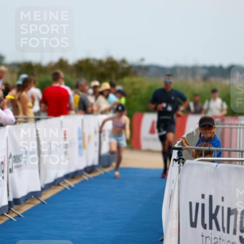 22.06.2025 - Viking Triathlon Michael Strokosch http://msf.ph/oto/8068689 22.06.2025 14:30:33 Ziel 81 meine-sportfotos.de