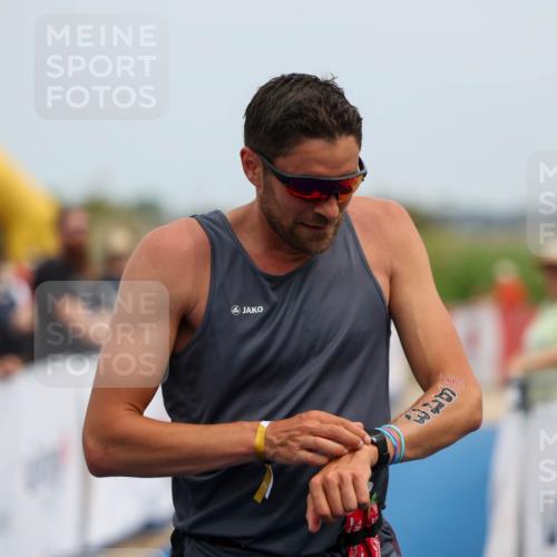 22.06.2025 - Viking Triathlon Michael Strokosch http://msf.ph/oto/8068746 22.06.2025 15:12:31 Ziel 643 meine-sportfotos.de