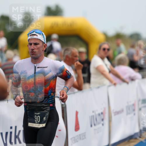 22.06.2025 - Viking Triathlon Michael Strokosch http://msf.ph/oto/8068914 22.06.2025 14:33:14 Ziel 90, 544 meine-sportfotos.de
