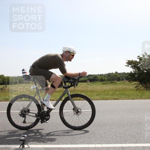 22.06.2025 - Viking Triathlon Yannick Fuchs http://msf.ph/oto/8068934 22.06.2025 11:30:59 Radfahren 329, 335, 511, 535 meine-sportfotos.de