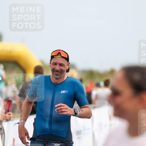 22.06.2025 - Viking Triathlon Michael Strokosch http://msf.ph/oto/8068979 22.06.2025 15:13:48 Ziel 95, 602 meine-sportfotos.de