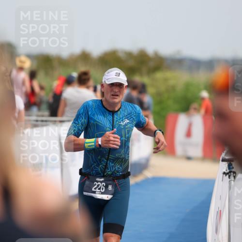 22.06.2025 - Viking Triathlon Michael Strokosch http://msf.ph/oto/8069013 22.06.2025 15:13:56 Ziel 226 meine-sportfotos.de