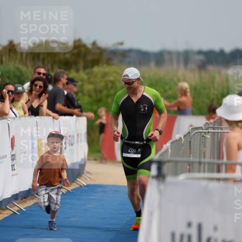 22.06.2025 - Viking Triathlon Michael Strokosch http://msf.ph/oto/8069067 22.06.2025 15:14:30 Ziel 281 meine-sportfotos.de