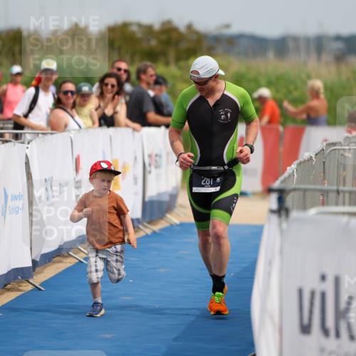 22.06.2025 - Viking Triathlon Michael Strokosch http://msf.ph/oto/8069077 22.06.2025 15:14:31 Ziel 281 meine-sportfotos.de