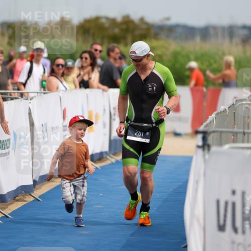 22.06.2025 - Viking Triathlon Michael Strokosch http://msf.ph/oto/8069082 22.06.2025 15:14:31 Ziel 281 meine-sportfotos.de