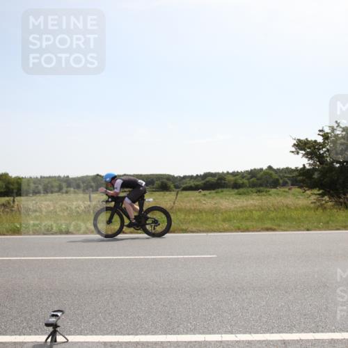 22.06.2025 - Viking Triathlon Yannick Fuchs http://msf.ph/oto/8069116 22.06.2025 11:32:44 Radfahren 8, 203, 644, 653 meine-sportfotos.de