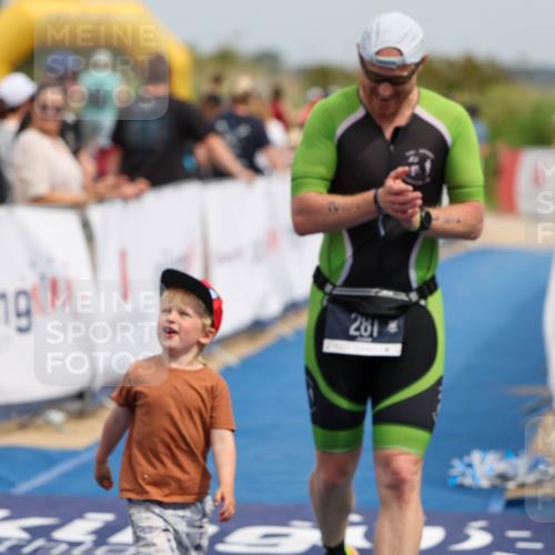 22.06.2025 - Viking Triathlon Michael Strokosch http://msf.ph/oto/8069120 22.06.2025 15:14:34 Ziel 281 meine-sportfotos.de