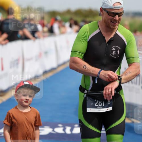 22.06.2025 - Viking Triathlon Michael Strokosch http://msf.ph/oto/8069130 22.06.2025 15:14:36 Ziel 281 meine-sportfotos.de