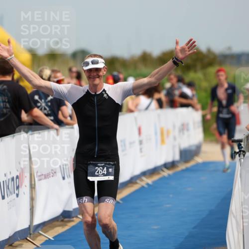 22.06.2025 - Viking Triathlon Michael Strokosch http://msf.ph/oto/8069160 22.06.2025 15:14:55 Ziel 264, 377 meine-sportfotos.de