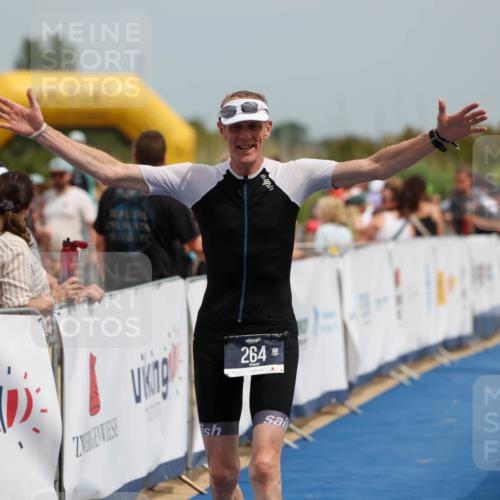 22.06.2025 - Viking Triathlon Michael Strokosch http://msf.ph/oto/8069169 22.06.2025 15:14:56 Ziel 264, 377 meine-sportfotos.de