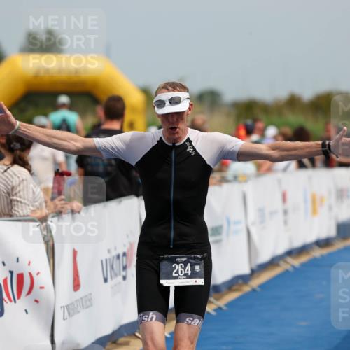 22.06.2025 - Viking Triathlon Michael Strokosch http://msf.ph/oto/8069171 22.06.2025 15:14:56 Ziel 264, 377 meine-sportfotos.de