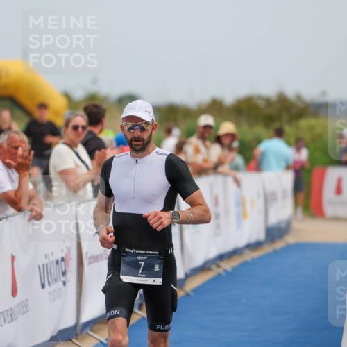 22.06.2025 - Viking Triathlon Michael Strokosch http://msf.ph/oto/8069192 22.06.2025 14:37:46 Ziel 7 meine-sportfotos.de