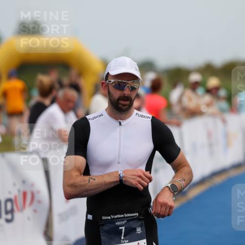 22.06.2025 - Viking Triathlon Michael Strokosch http://msf.ph/oto/8069210 22.06.2025 14:37:48 Ziel 7 meine-sportfotos.de