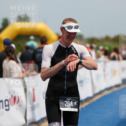 22.06.2025 - Viking Triathlon Michael Strokosch http://msf.ph/oto/8069211 22.06.2025 15:15:00 Ziel 264, 377 meine-sportfotos.de