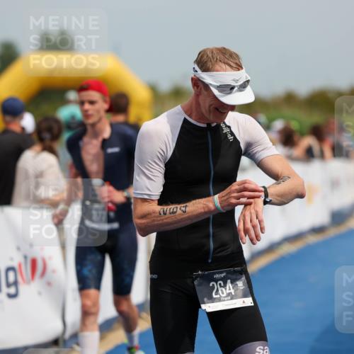 22.06.2025 - Viking Triathlon Michael Strokosch http://msf.ph/oto/8069219 22.06.2025 15:15:00 Ziel 264, 377 meine-sportfotos.de
