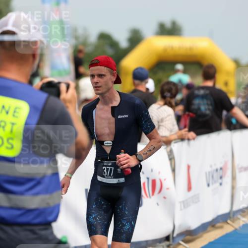 22.06.2025 - Viking Triathlon Michael Strokosch http://msf.ph/oto/8069225 22.06.2025 15:15:01 Ziel 264, 377 meine-sportfotos.de