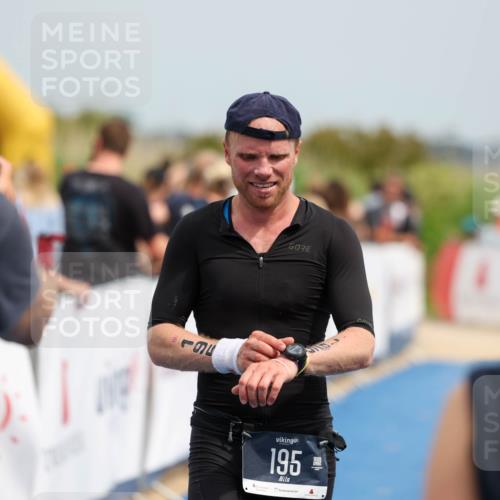 22.06.2025 - Viking Triathlon Michael Strokosch http://msf.ph/oto/8069244 22.06.2025 15:15:16 Ziel 195 meine-sportfotos.de