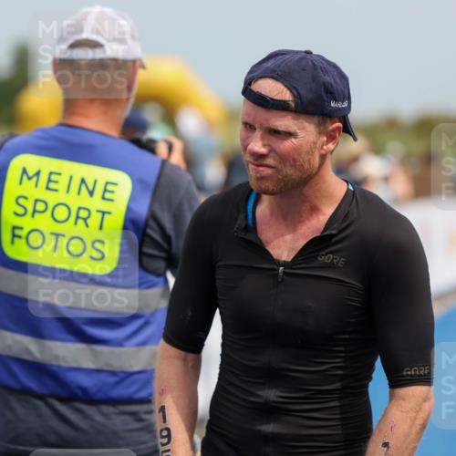 22.06.2025 - Viking Triathlon Michael Strokosch http://msf.ph/oto/8069287 22.06.2025 15:15:19 Ziel 195 meine-sportfotos.de