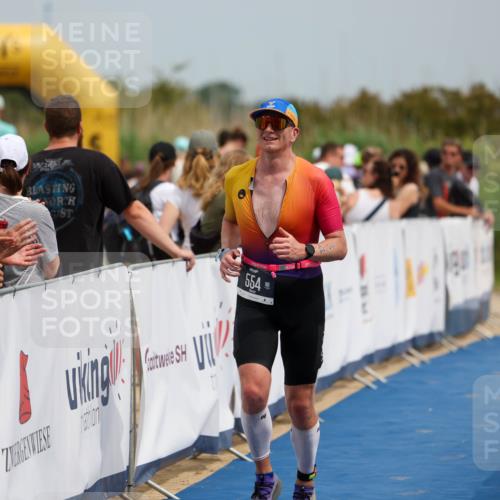 22.06.2025 - Viking Triathlon Michael Strokosch http://msf.ph/oto/8069303 22.06.2025 15:15:46 Ziel 554 meine-sportfotos.de