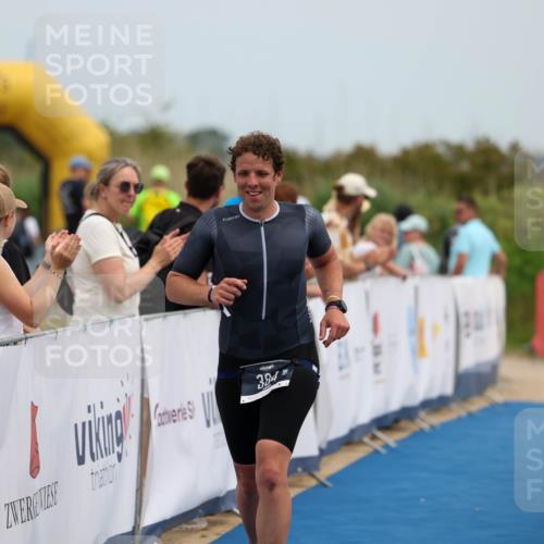 22.06.2025 - Viking Triathlon Michael Strokosch http://msf.ph/oto/8069323 22.06.2025 14:39:40 Ziel 384 meine-sportfotos.de