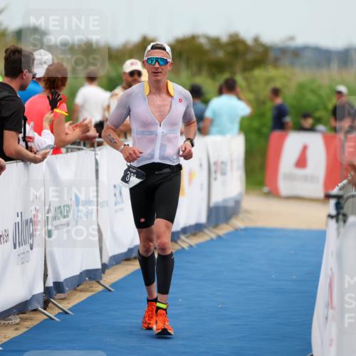 22.06.2025 - Viking Triathlon Michael Strokosch http://msf.ph/oto/8069359 22.06.2025 14:39:58 Ziel 381 meine-sportfotos.de