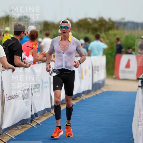 22.06.2025 - Viking Triathlon Michael Strokosch http://msf.ph/oto/8069362 22.06.2025 14:39:59 Ziel 381 meine-sportfotos.de