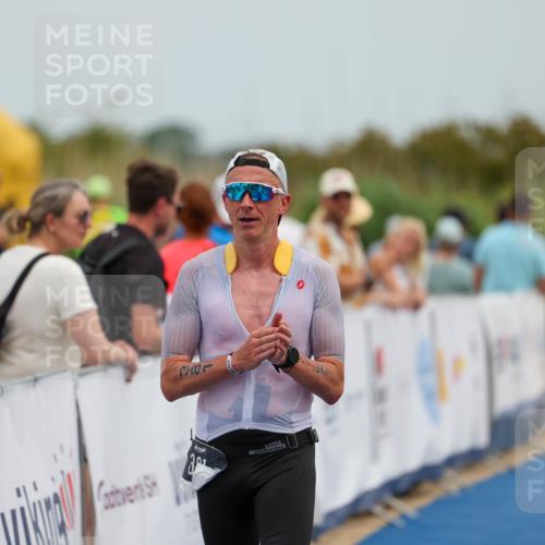 22.06.2025 - Viking Triathlon Michael Strokosch http://msf.ph/oto/8069376 22.06.2025 14:40:00 Ziel 381 meine-sportfotos.de